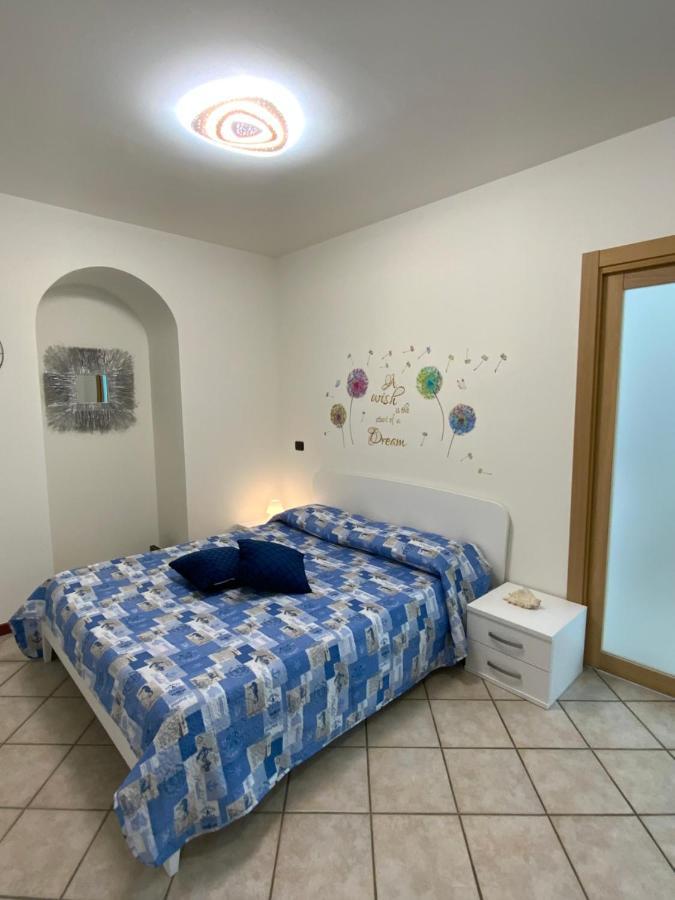 Ferienwohnung Casa Del Corso Intra Exterior foto